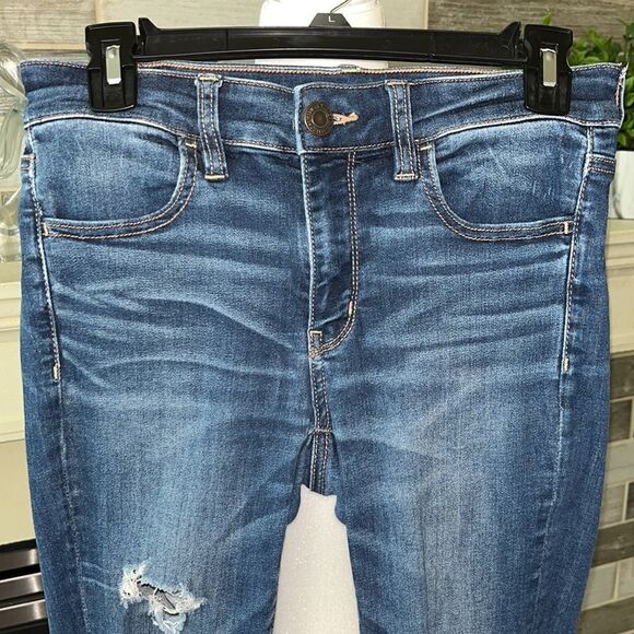 American Eagle Next Level Stretch Destructed Jeans Size 6 - Picture 7 of 10